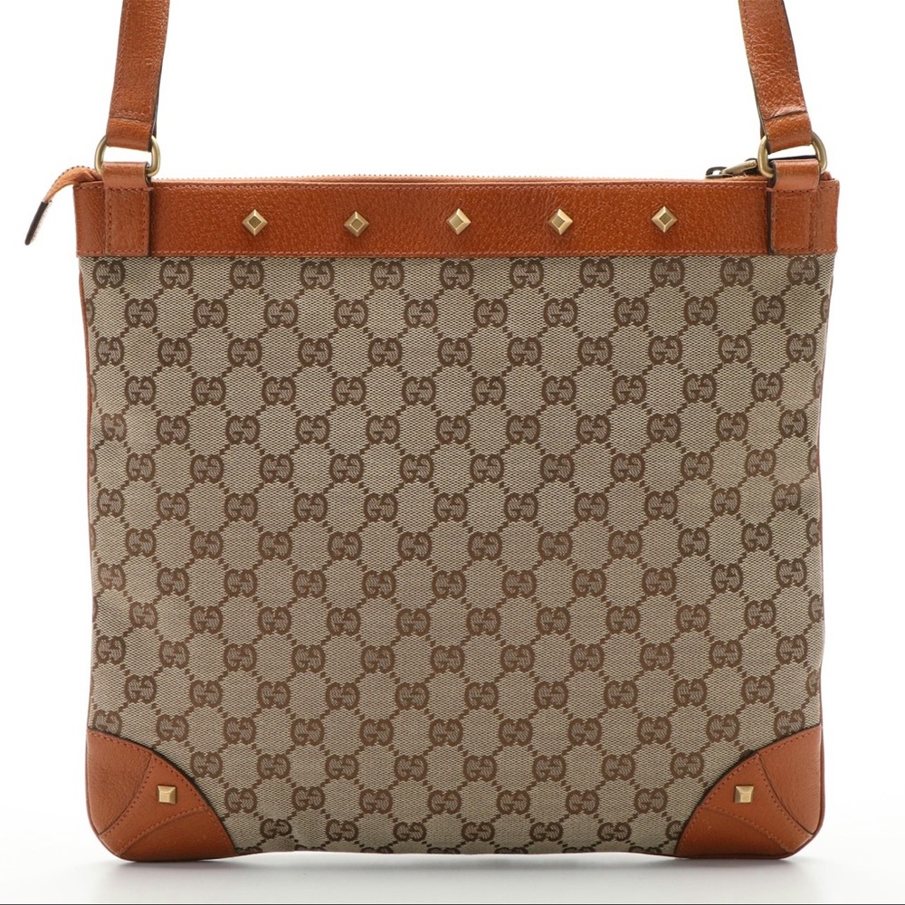 GUCCI-GG nailhead leather trimmed canvas shoulder bad. Excellent condition